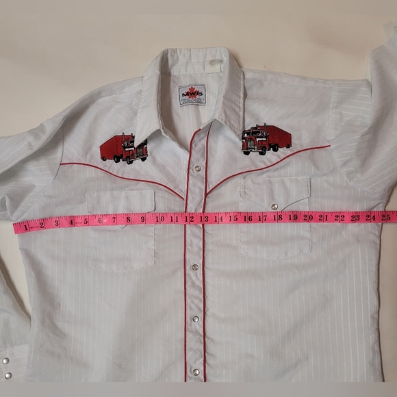 MWG - Western Rodeo Button-up Pearl Snap Shirt - Made in Winnipeg, Canada - Picture 3 of 7